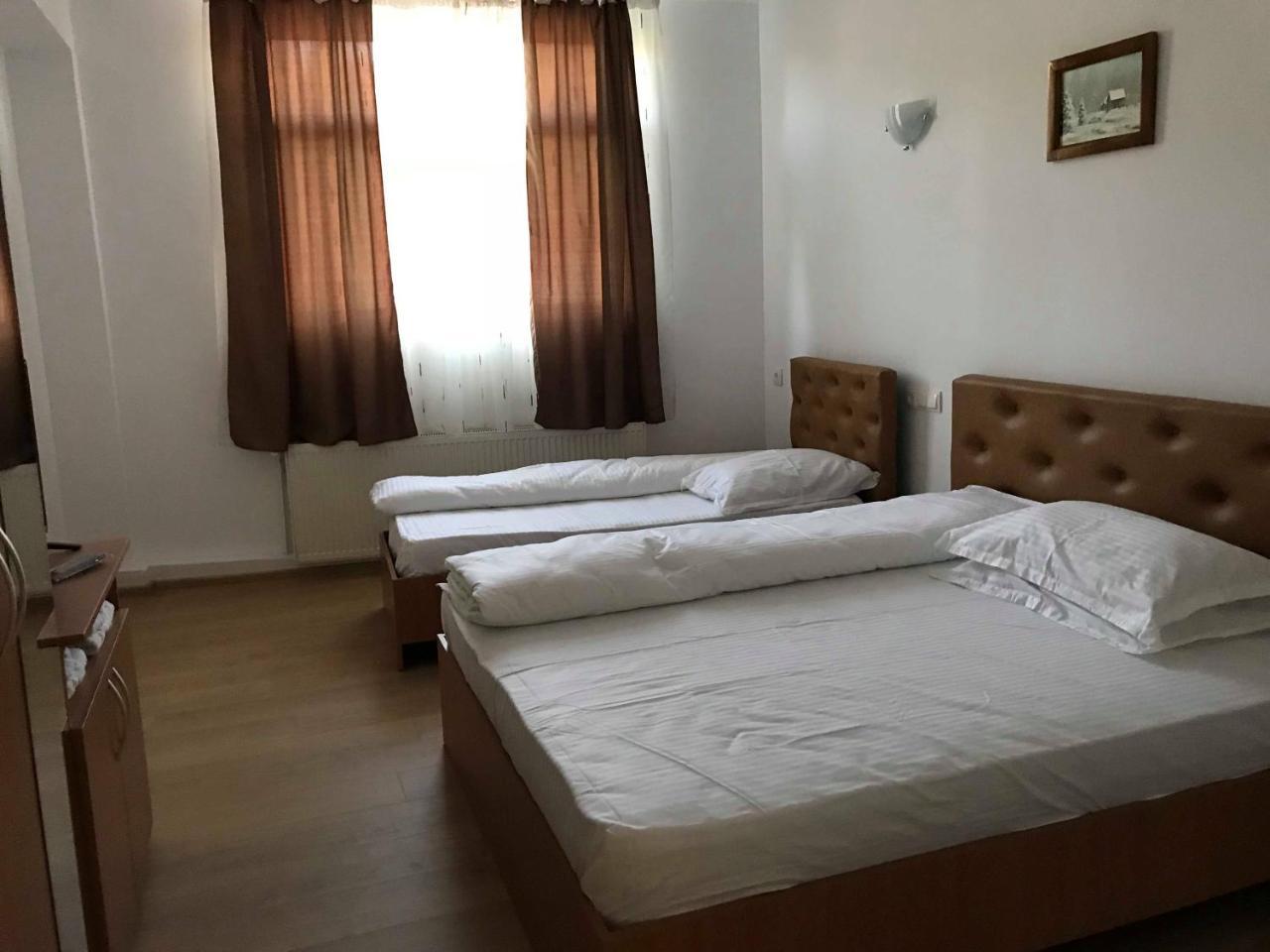 Pensiunea Colt De Rai Săcel Exterior foto